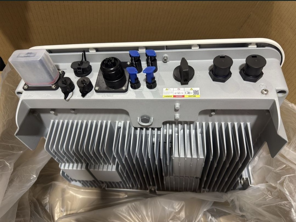 Goodwe GW6000-ES-20 3